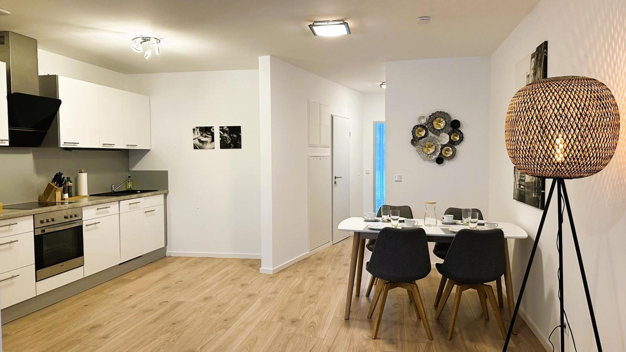 Bohnapartments - Nordkap-Suiten - Gratis Parkplatz - Moderner Neubau - Erdgeschoss - Fussbodenheizung Erfurt Ruang foto