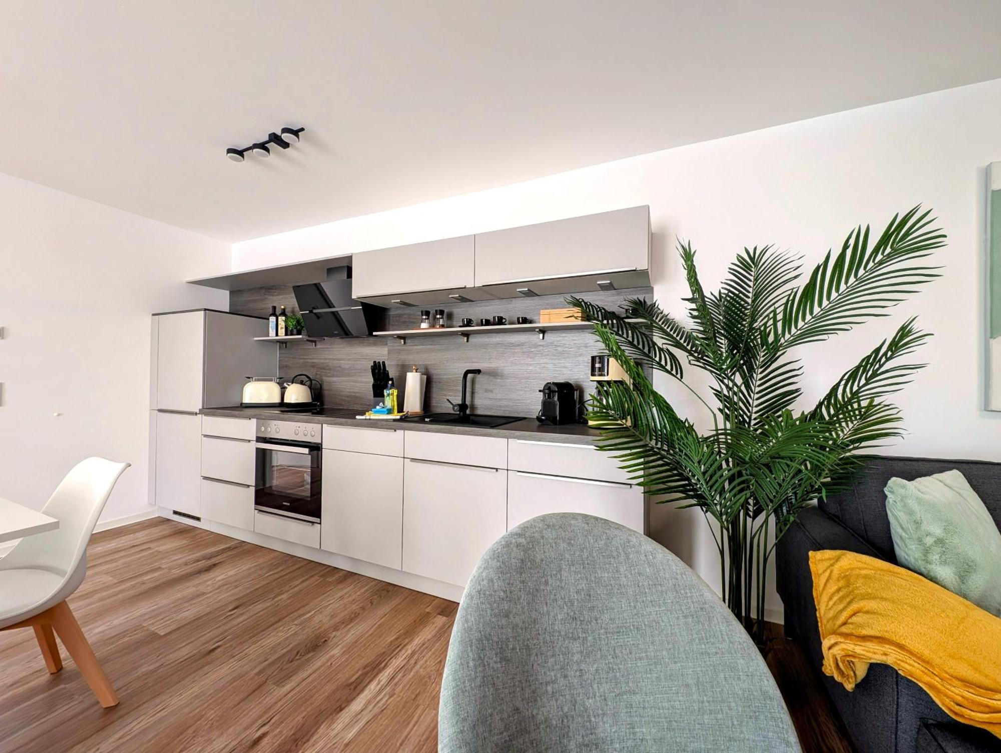 Bohnapartments - Nordkap-Suiten - Gratis Parkplatz - Moderner Neubau - Erdgeschoss - Fussbodenheizung Erfurt Bagian luar foto