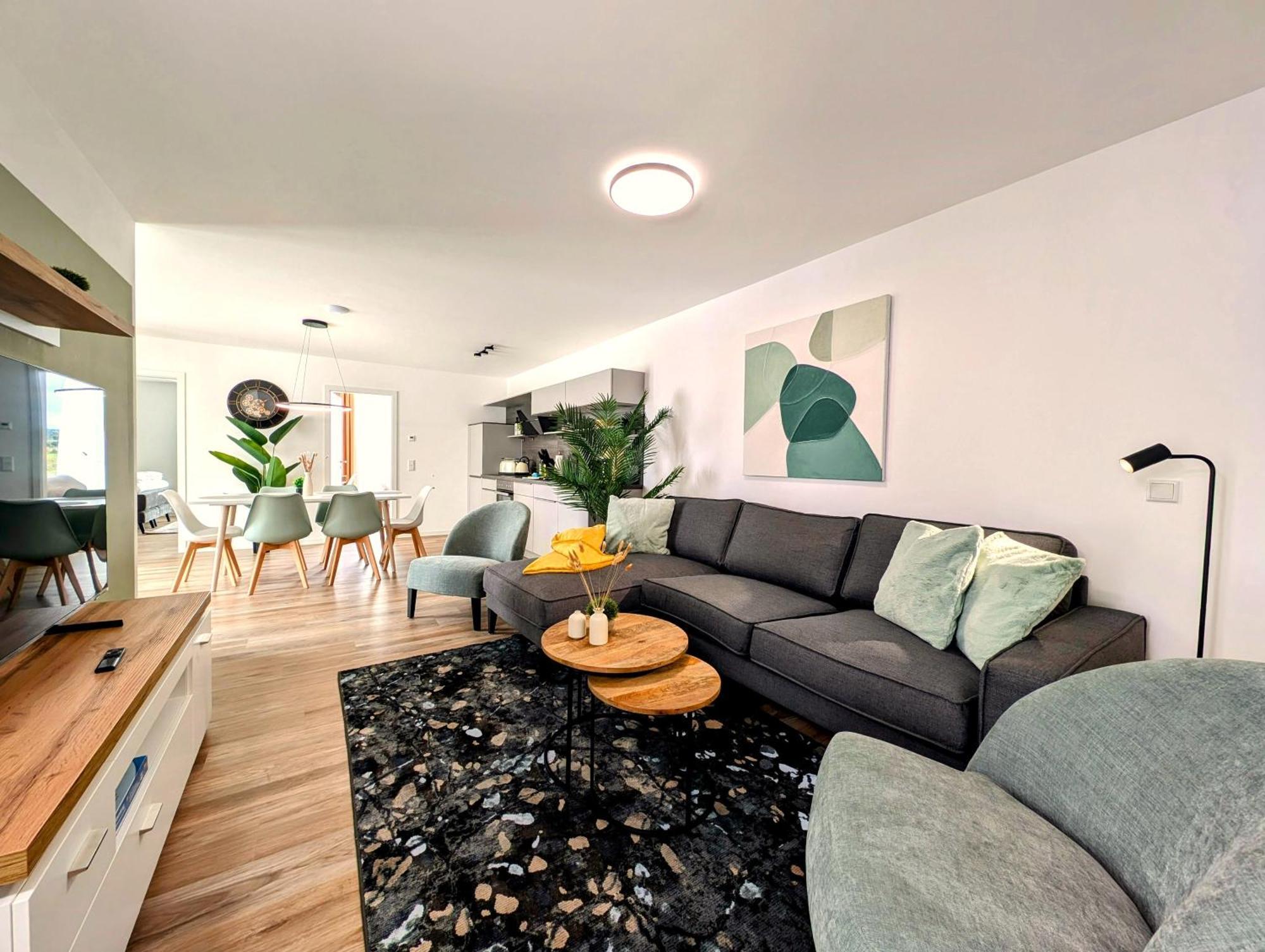 Bohnapartments - Nordkap-Suiten - Gratis Parkplatz - Moderner Neubau - Erdgeschoss - Fussbodenheizung Erfurt Bagian luar foto