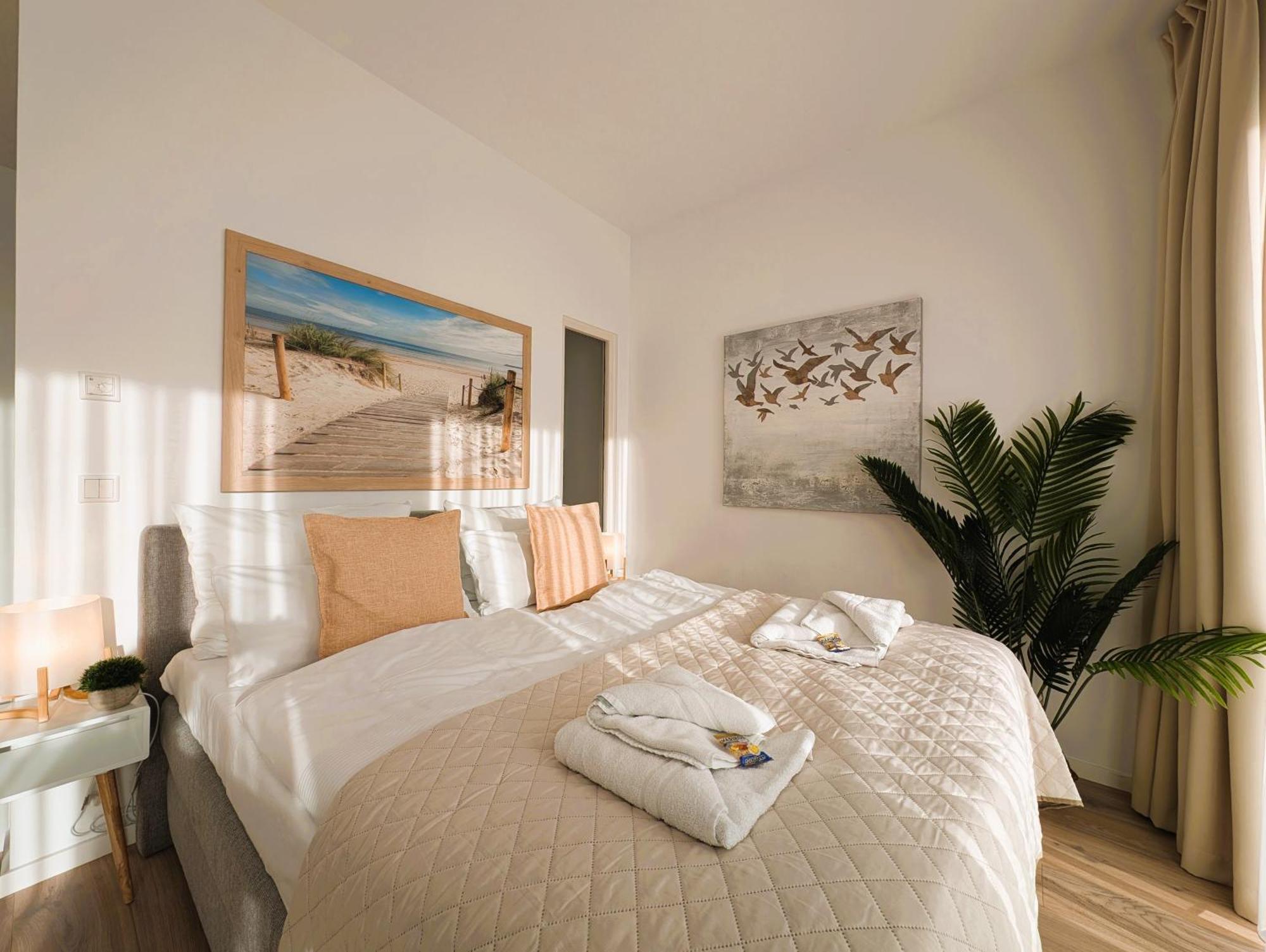 Bohnapartments - Nordkap-Suiten - Gratis Parkplatz - Moderner Neubau - Erdgeschoss - Fussbodenheizung Erfurt Bagian luar foto