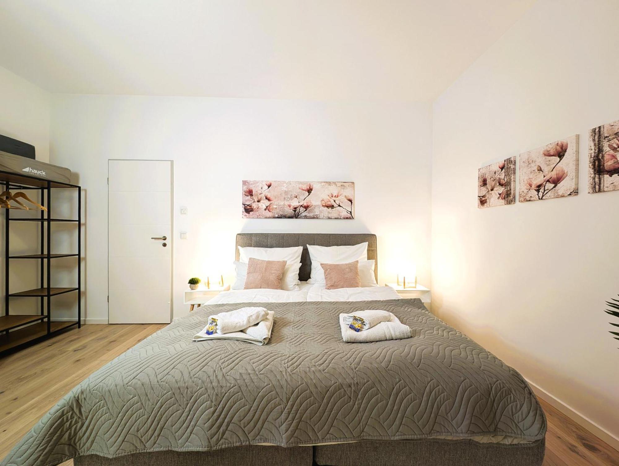 Bohnapartments - Nordkap-Suiten - Gratis Parkplatz - Moderner Neubau - Erdgeschoss - Fussbodenheizung Erfurt Bagian luar foto